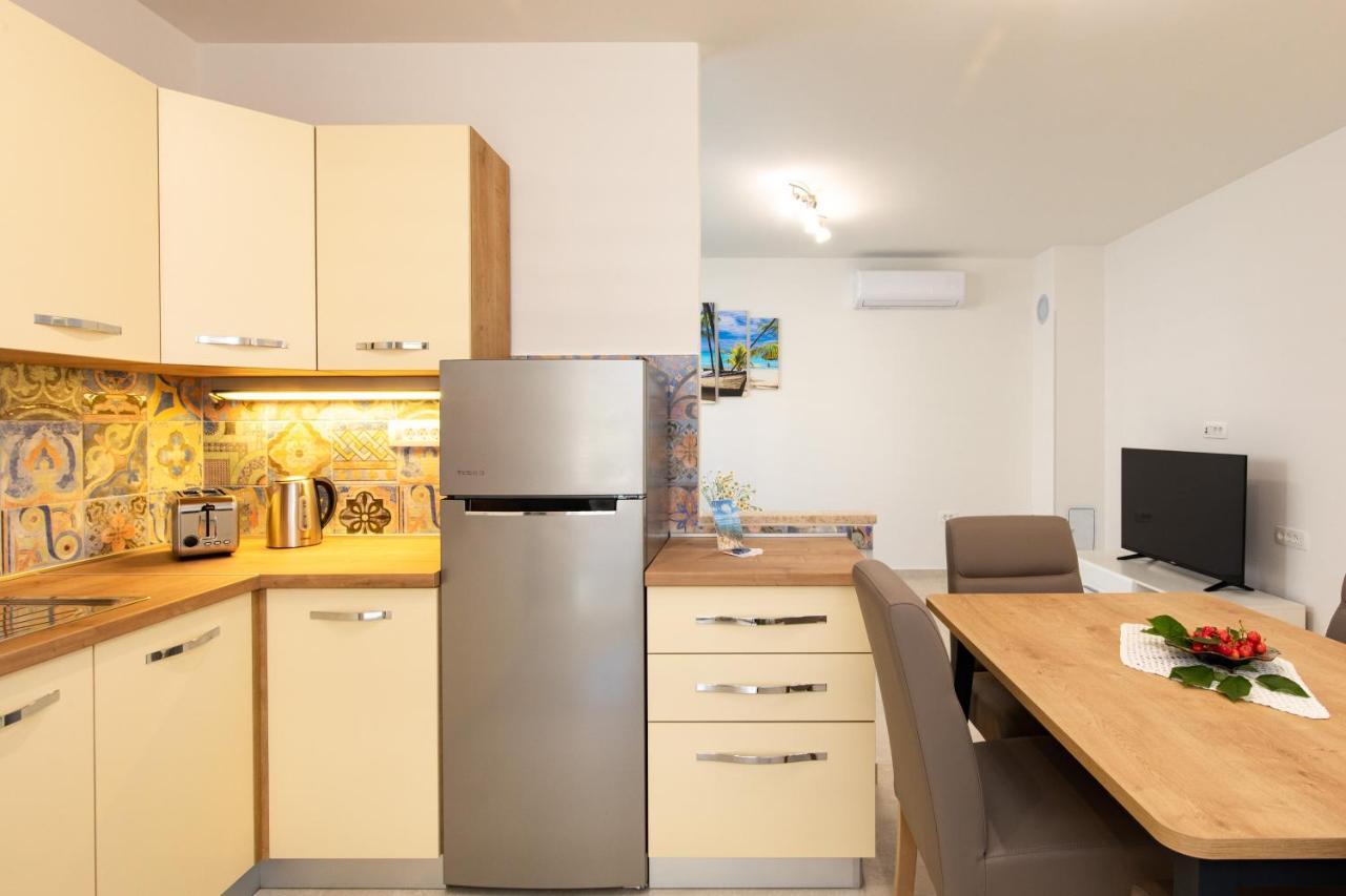 Apartman Ivona U Prizemlju Malinska Bagian luar foto